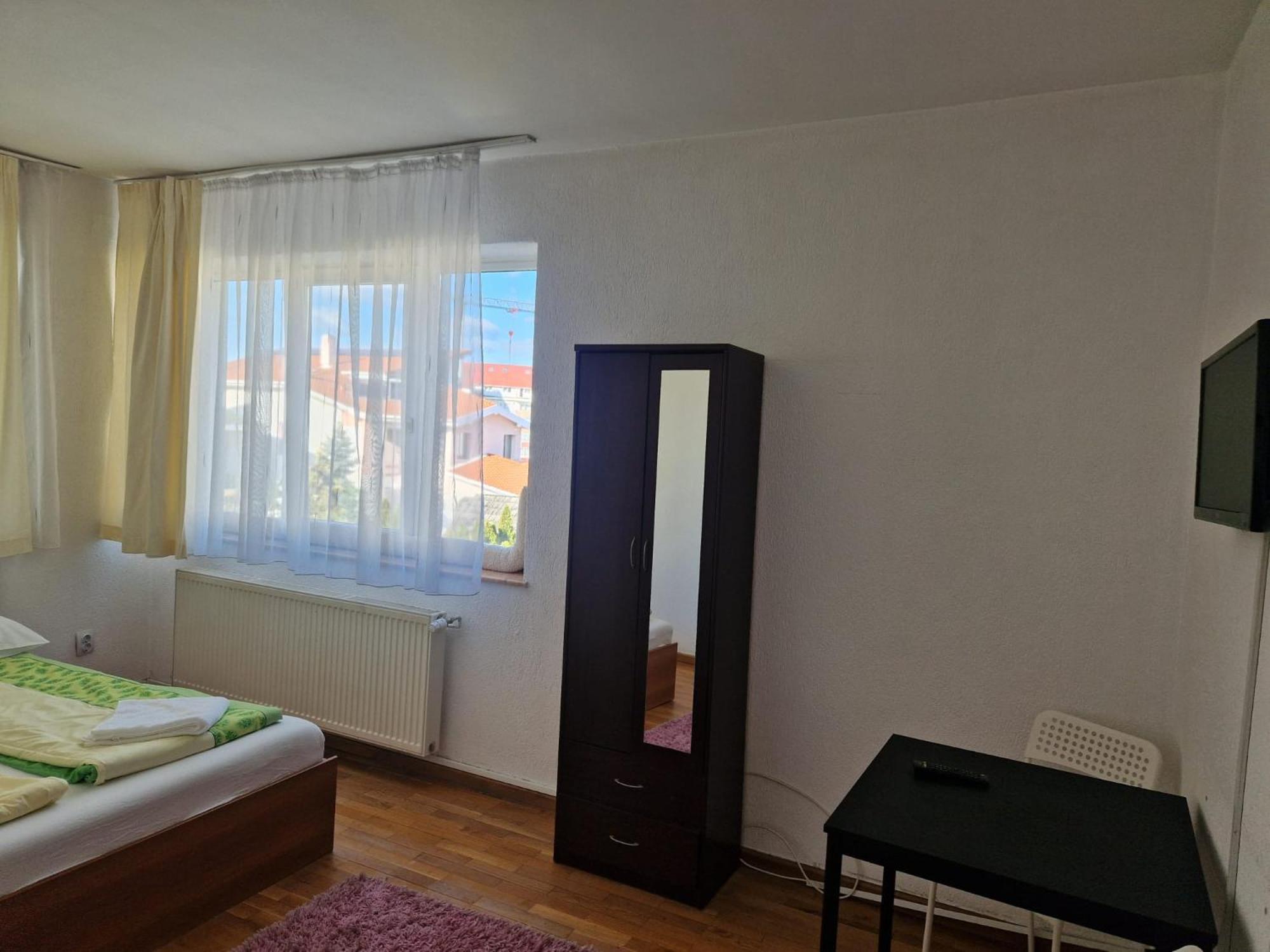 Bigcitty Rooms Cluj-Napoca Exteriör bild