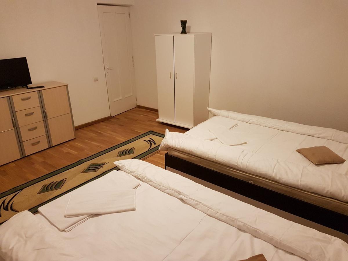 Bigcitty Rooms Cluj-Napoca Exteriör bild