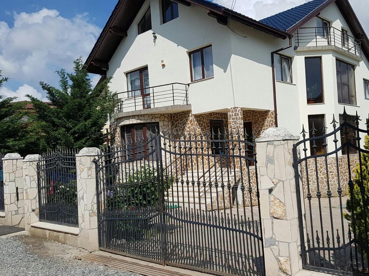 Bigcitty Rooms Cluj-Napoca Exteriör bild